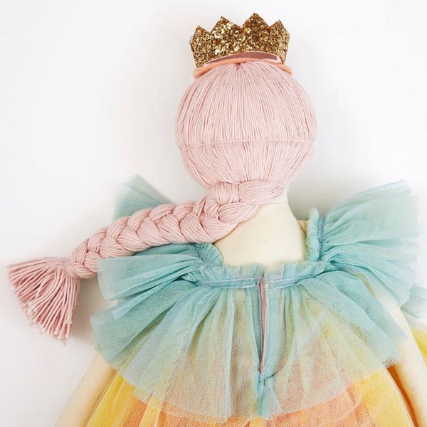 Gemma - muñeca princesa pastel