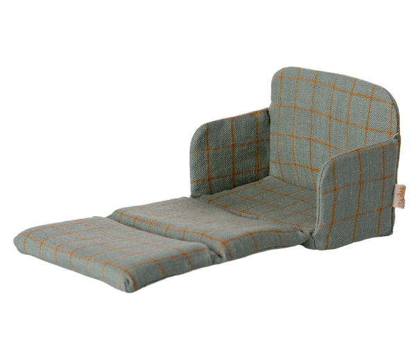 Sofá-cama para muñecos cuadros