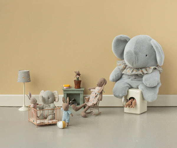 Parque de juegos rosa empolvado - micro