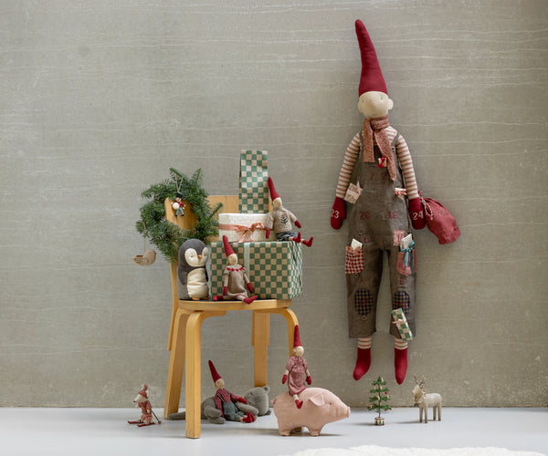 Pixy navideño talla 2 - chico camisa roja